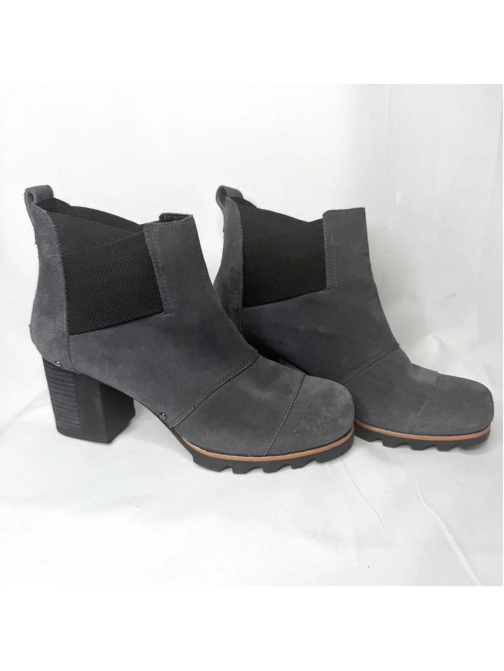 Sorel Addington Grey Ankle Boots Size 9 Grey Black Suede Chelsea Boots